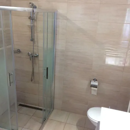 Hébergement de vacances Wéber Apartman *