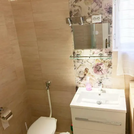 Weber Apartman